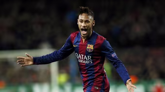 Neymar sắp hưởng mức lương "khủng" trong hợp đồng mới với Barcelona