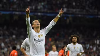 Ronaldo sắp sửa trình làng phim "bom tấn"