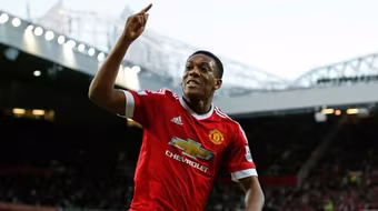 Martial nhận danh hiệu đầu tiên tại M.U