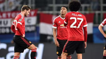 M.U ngậm ngùi chia tay Champions League