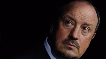 Real sa thải huấn luyện viên Benitez