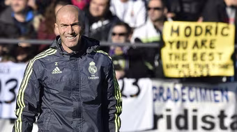 Mục kích buổi tập đầu tiên của Real Madrid dưới triều đại Zidane