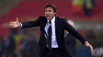 Giới hâm mộ Chelsea chào đón tin vui về Conte