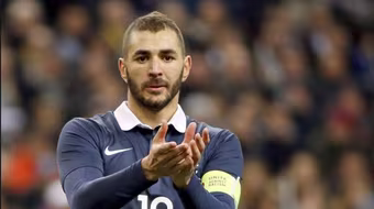 Thủ tướng Pháp bị chỉ trích vì "vụ Benzema" 