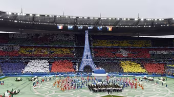 Thông điệp ý nghĩa trong Lễ khai mạc EURO 2016