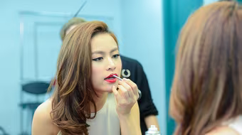 Hoàng Thùy Linh ngồi "ghế nóng" bán kết "Khởi đầu ước mơ – Dream High"