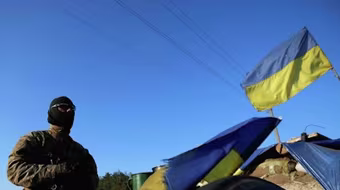 65 binh sĩ Ukraine thiệt mạng từ khi lệnh ngừng bắn được kí kết