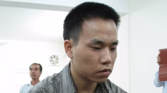 Hờn dỗi bố mẹ, cô bé lớp 6 “hại đời” bạn trai