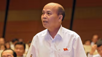 “Đừng vì sợ buôn lậu mà tăng thấp thuế thuốc lá, bia rượu“