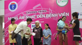 Hơn 11 triệu đồng đến tay bệnh nhân ung thư khó khăn