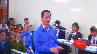 Cựu Phó chủ tịch Ngân hàng ACB nói mình chỉ là người thông báo lệnh