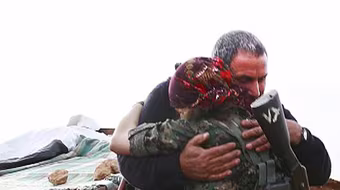 Cha con đoàn tụ trên chiến tuyến chống IS