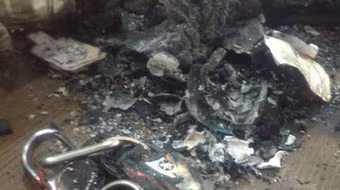 Cảnh báo: Điện thoại thông minh bất ngờ phát nổ cháy trong đêm