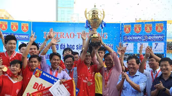 Xem lại cú "vô lê" xuất thần giúp THPT Trần Quốc Tuấn đoạt Cúp vô địch