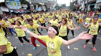 Lập kỷ lục với vũ điệu zumba