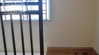 Sảy chân khi dọn nhà thuê, người phụ nữ buôn đồng nát tử vong