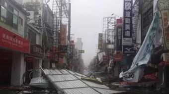 Đài Loan hoang tàn sau khi siêu bão Nepartak quét qua