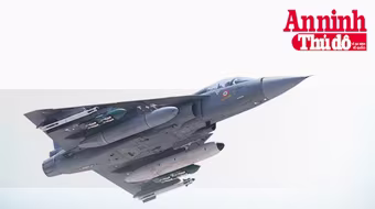 [Infographic] LCA Tejas – "Chiến binh" xuất sắc thay thế huyền thoại MiG-21 của Ấn Độ
