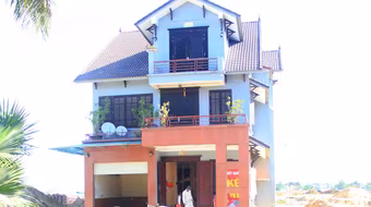 Di dời thành công biệt thự 800 tấn ở Nghệ An