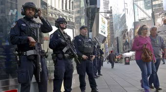 Mỹ triển khai cảnh sát vũ trang hạng nặng bảo đảm an ninh ngày bầu cử