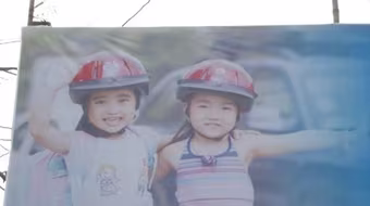 Thấy gì sau đợt ra quân tuyên truyền, xử lý học sinh không đội MBH