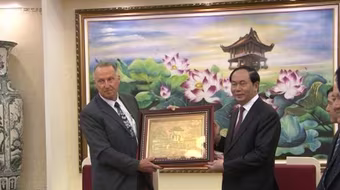 Bộ trưởng Trần Đại Quang tiếp Đại sứ đặc mệnh toàn quyền Thụy Sỹ tại Việt Nam