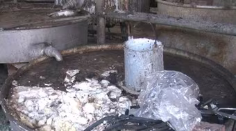 Lực lượng chức năng thu giữ 3 tấn mỡ "bẩn"