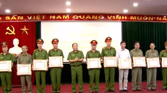 Xây dựng lực lượng nòng cốt giữ gìn ANTT ở cơ sở