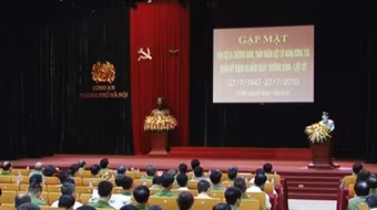 CATP Hà Nội  gặp mặt thân nhân gia đình thương binh - liệt sỹ