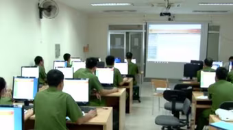 Ứng dụng phần mềm quản lý vũ khí, vật liệu nổ, công cụ hỗ trợ