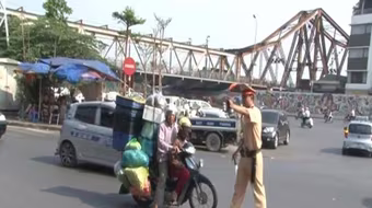 Khó khăn trong quản lý, kiểm soát xe chở hàng cồng kềnh