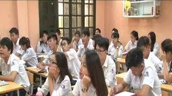 Nở rộ các trung tâm luyện thi trắc nghiệm