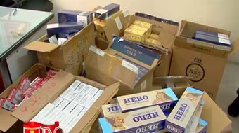 Đột kích kho thuốc lá ngoại nhập lậu 