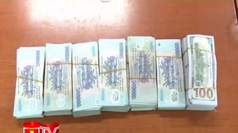 CAQ Hai Bà Trưng trao trả 1.6 tỷ đồng cho gia đình bị trộm cắp 