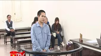 18 năm tù giam cho kẻ tưới xăng thiêu sống vợ 