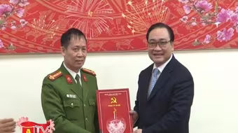 Bí thư Thành ủy chúc Tết và kiểm tra công tác chiến đấu của CSHS – CATP Hà Nội