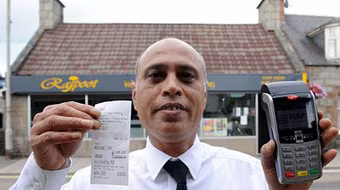 Bữa ăn giá hơn 3 triệu, khách trả nhầm 33 tỉ đồng