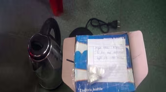 Bắt đối tượng mua bán ma túy gửi qua ôtô khách