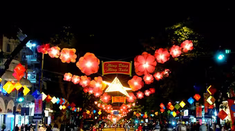 Giới kiến trúc sư ủng hộ việc lấy ý kiến người dân về trang trí thành phố