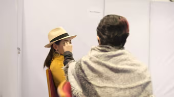 Gil Lê xuất hiện bên Chi Pu không rời nửa bước