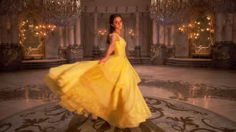 Những điểm tương đồng khó tin giữa Emma Watson với Belle trong "Người đẹp và quái vật"