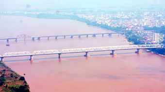 Thành ủy Hà Nội đồng ý nghiên cứu lập quy hoạch dọc hai bên sông Hồng