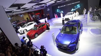 Toyota Việt Nam công bố giá bán xe mới