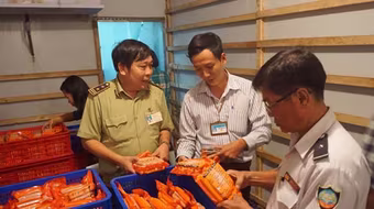 Vụ kiểm tra xúc xích Vietfoods: Cán bộ quản lý thị trường có thiếu sót