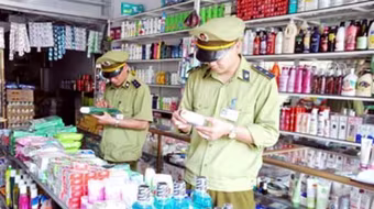 Hàng loạt sản phẩm chăm sóc sắc đẹp bị đình chỉ lưu hành