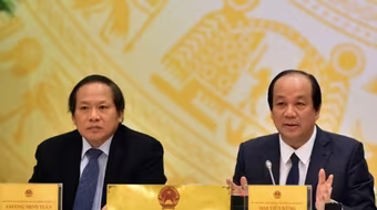 Người phát ngôn Chính phủ nói về việc tỉnh nhận siêu xe từ doanh nghiệp và "cuộc chiến" giành vỉa hè