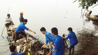 Lãnh đạo Hà Nội sẽ tham gia dọn vệ sinh sông Tô Lịch