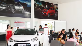 Nhập khẩu xe giá rẻ tăng mạnh sau điều chỉnh thuế