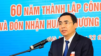 Petrolimex Hà Nội đón nhận Huân chương Lao động hạng Nhất