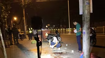 Băng nhóm hỗn chiến trên phố, 1 người chết, 1 người trọng thương